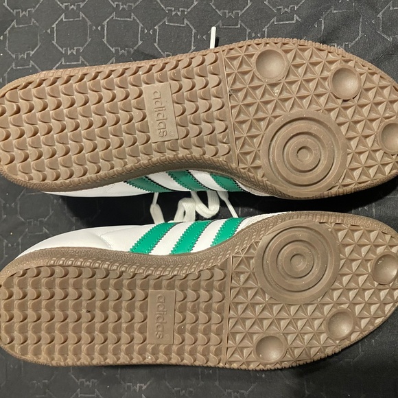 Green & White Adidas Samba - Picture 3 of 4